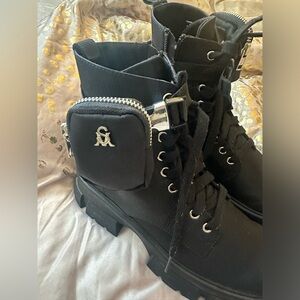 Women boots